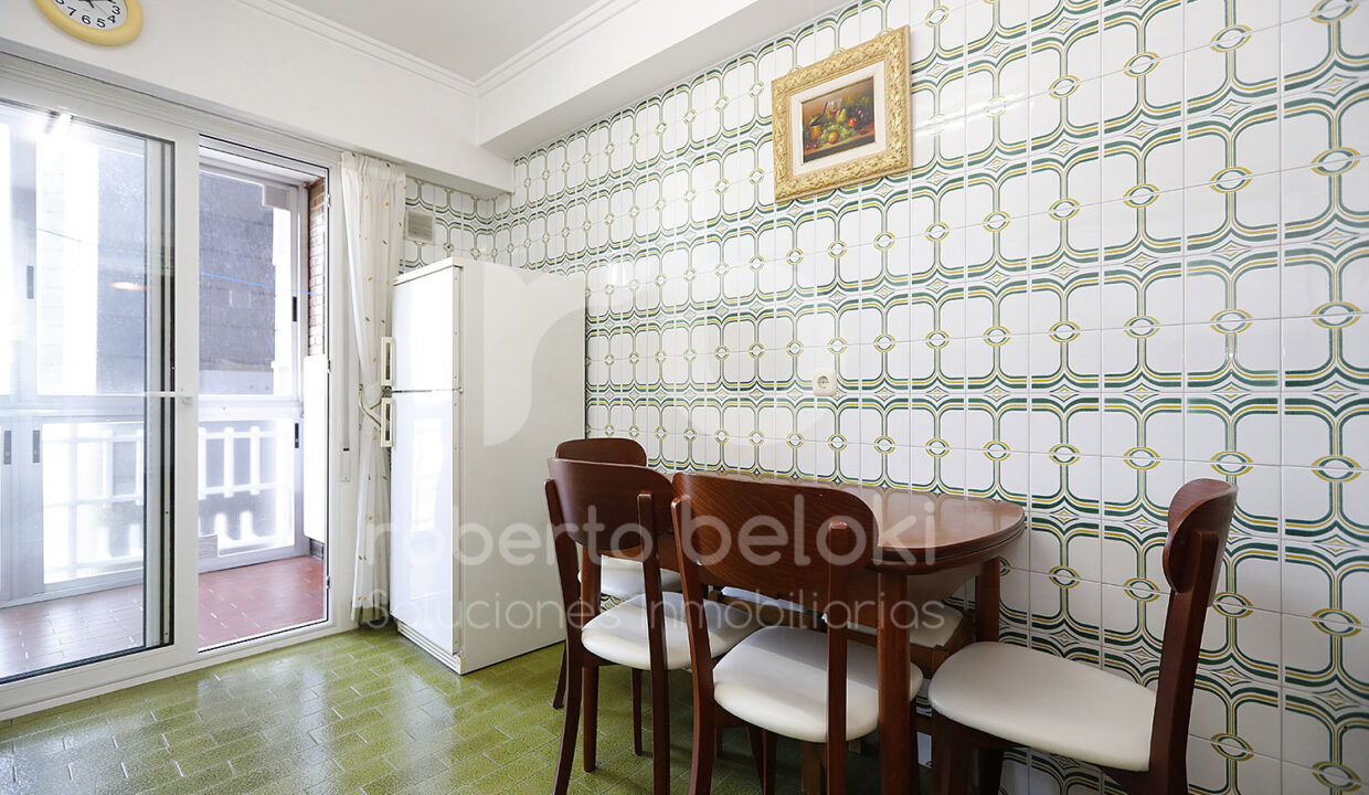 Roberto-Beloki-P2049-12-M