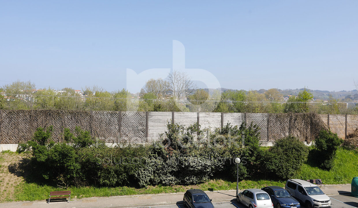 Roberto-Beloki-P2049-15-M