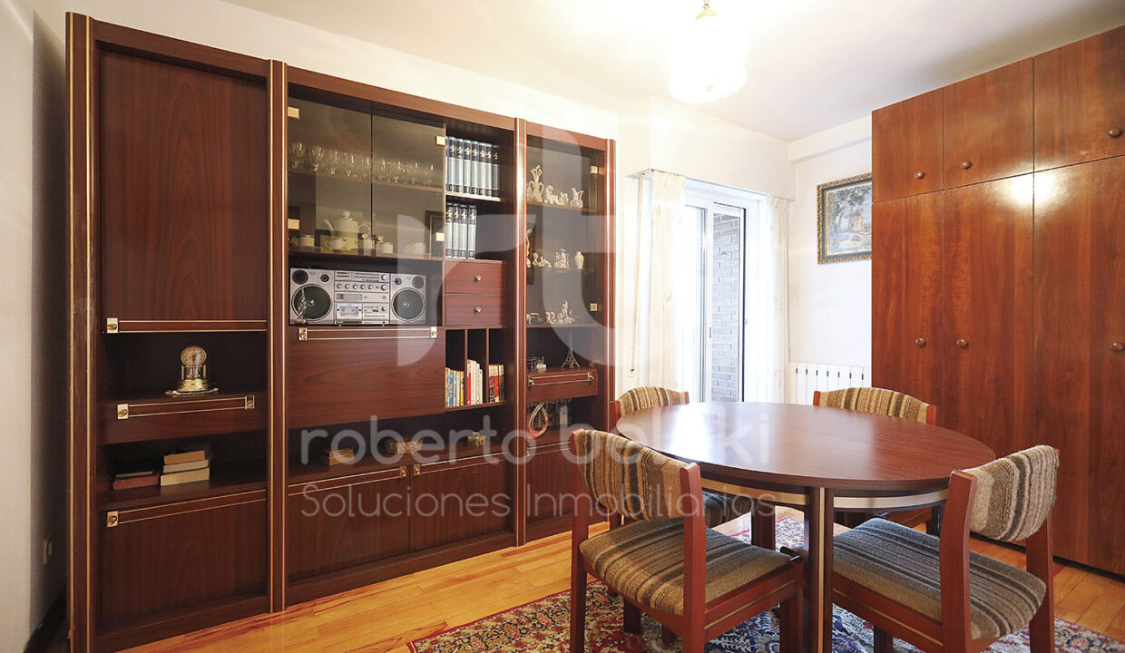 Roberto-Beloki-P2049-17-M