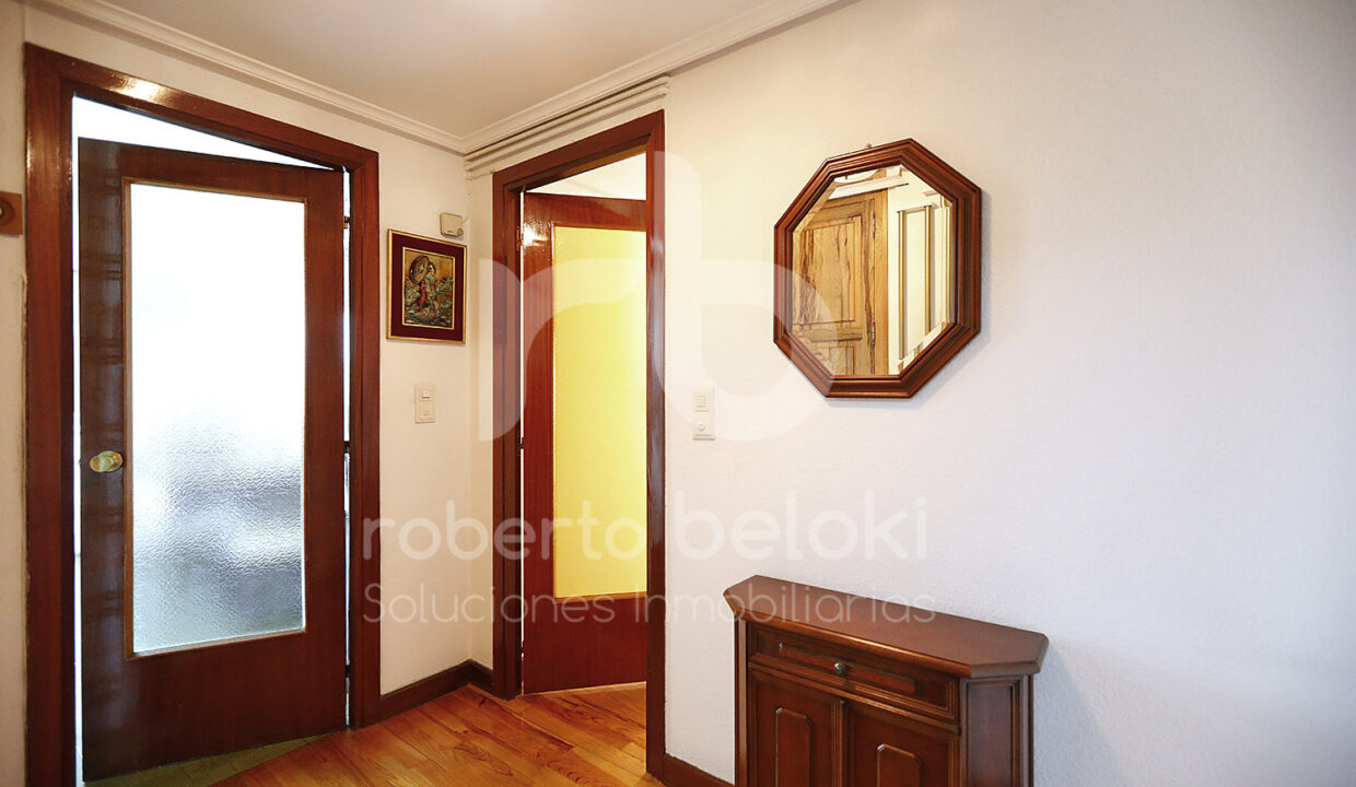 Roberto-Beloki-P2049-2-M