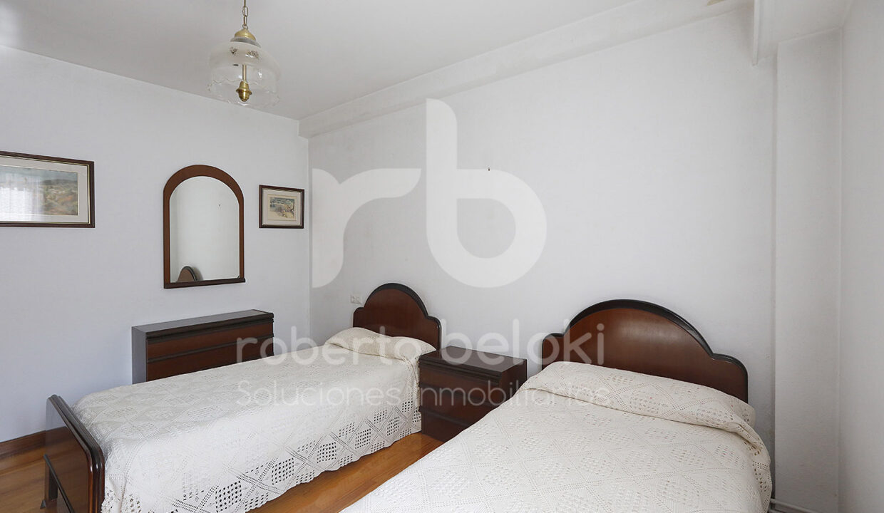 Roberto-Beloki-P2049-21-M