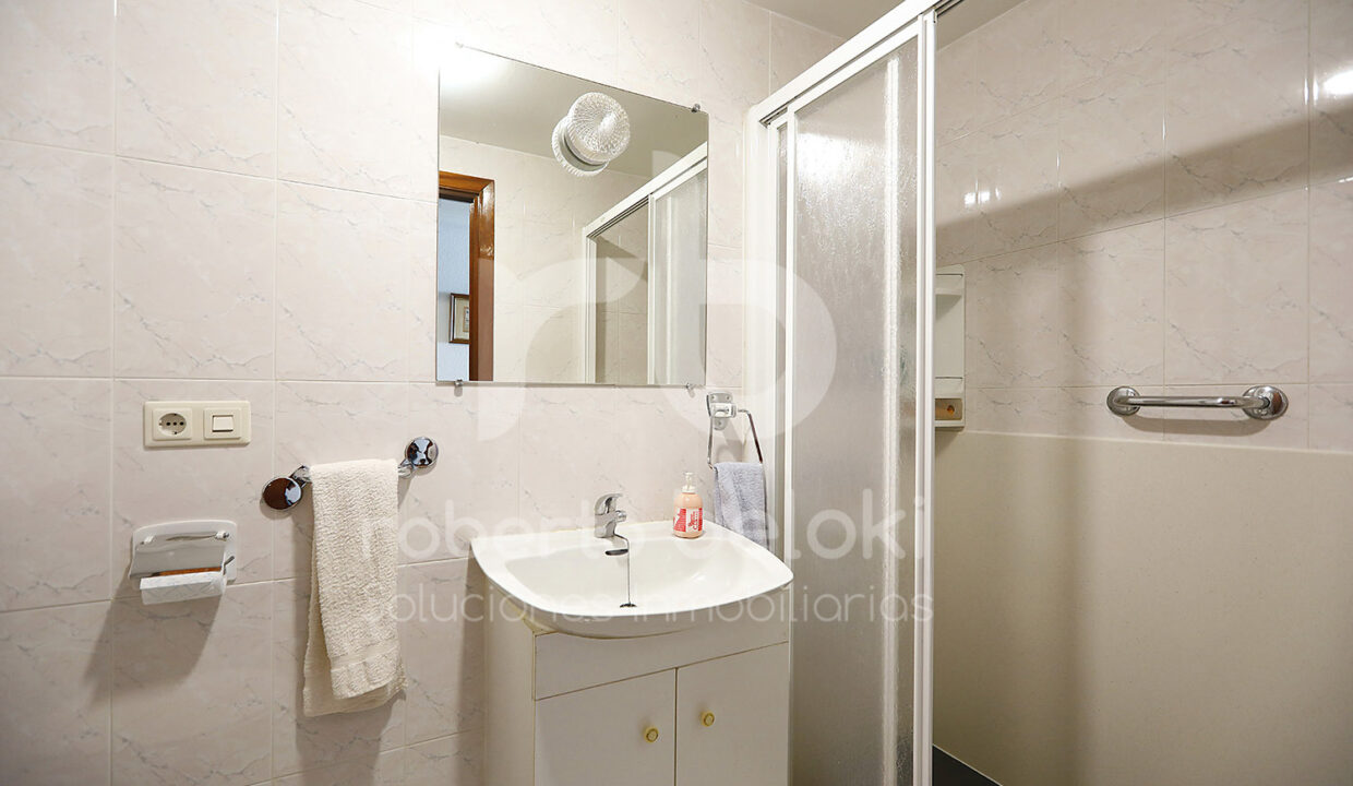 Roberto-Beloki-P2049-22-M