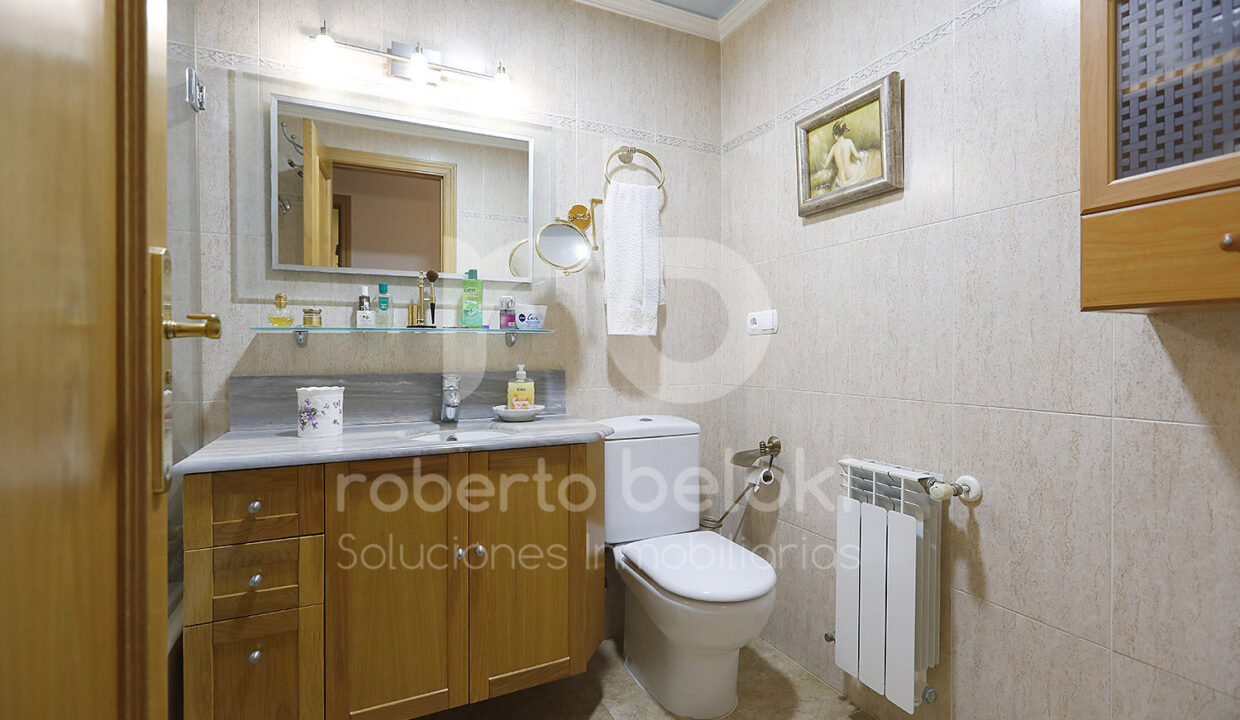 Roberto-Beloki-P2051-20-M