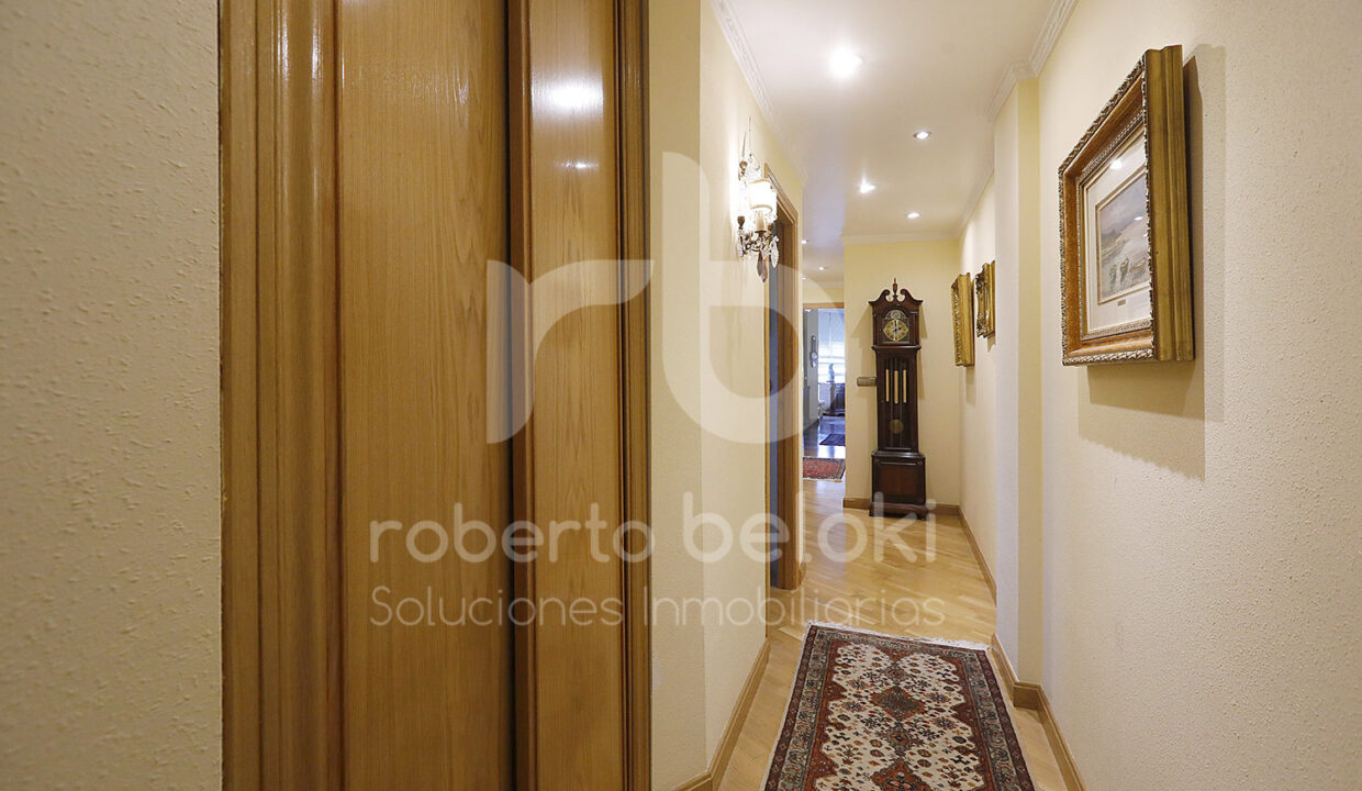Roberto-Beloki-P2051-4-M