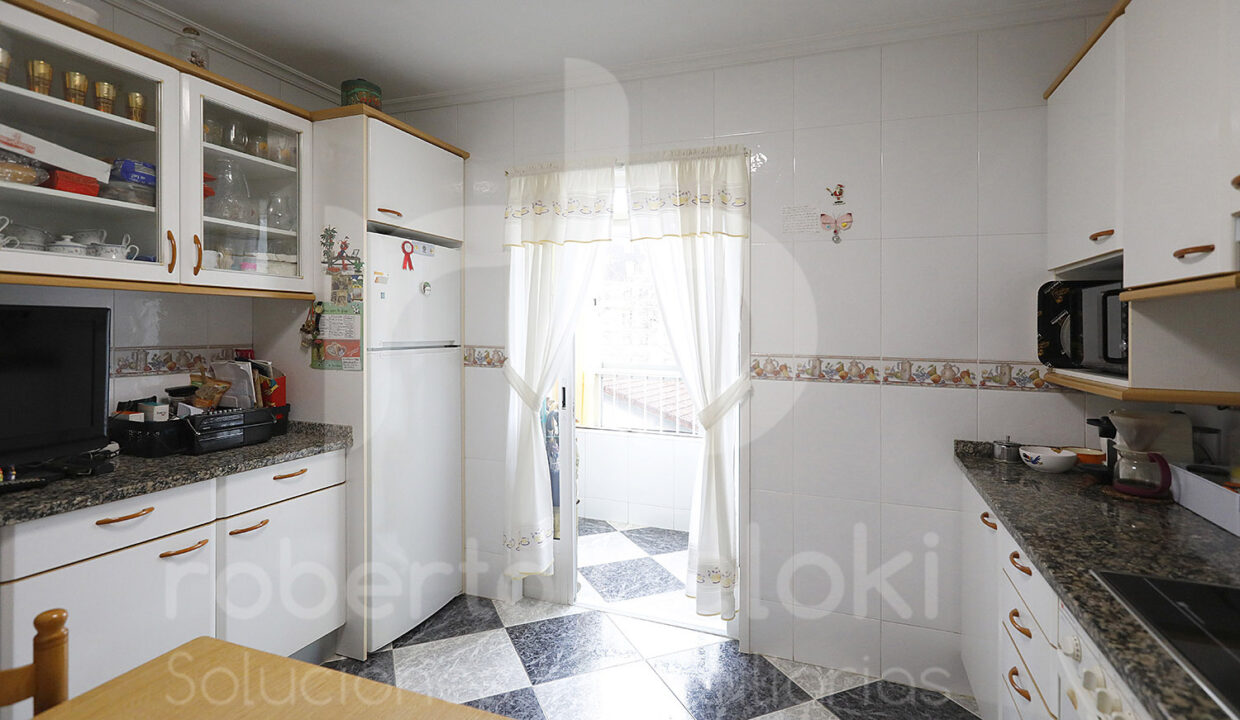 Roberto-Beoki-P2047-12-M