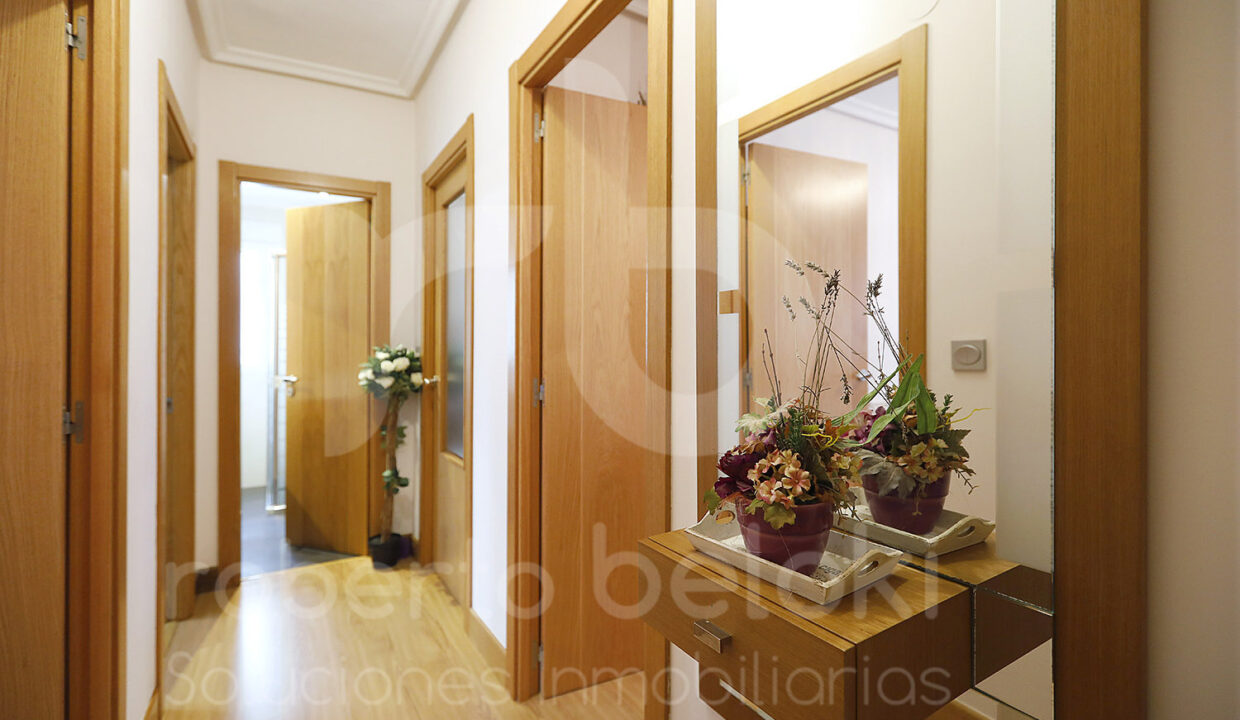 Roberto-Beoki-P2047-2-M