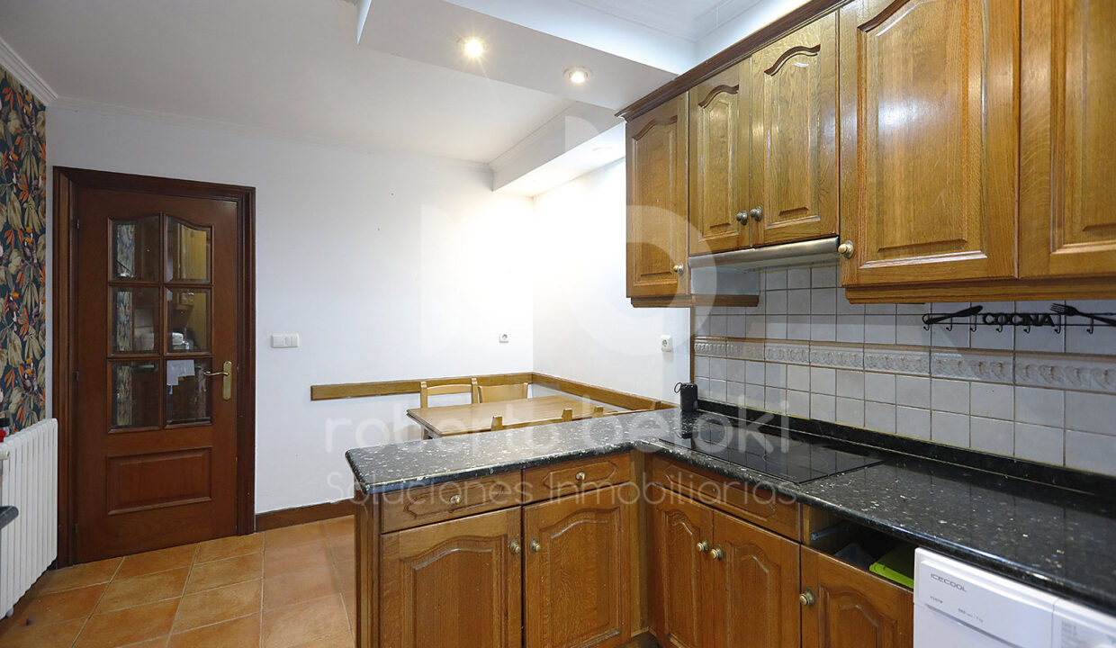 roberto-Beloki-P2055-17-M