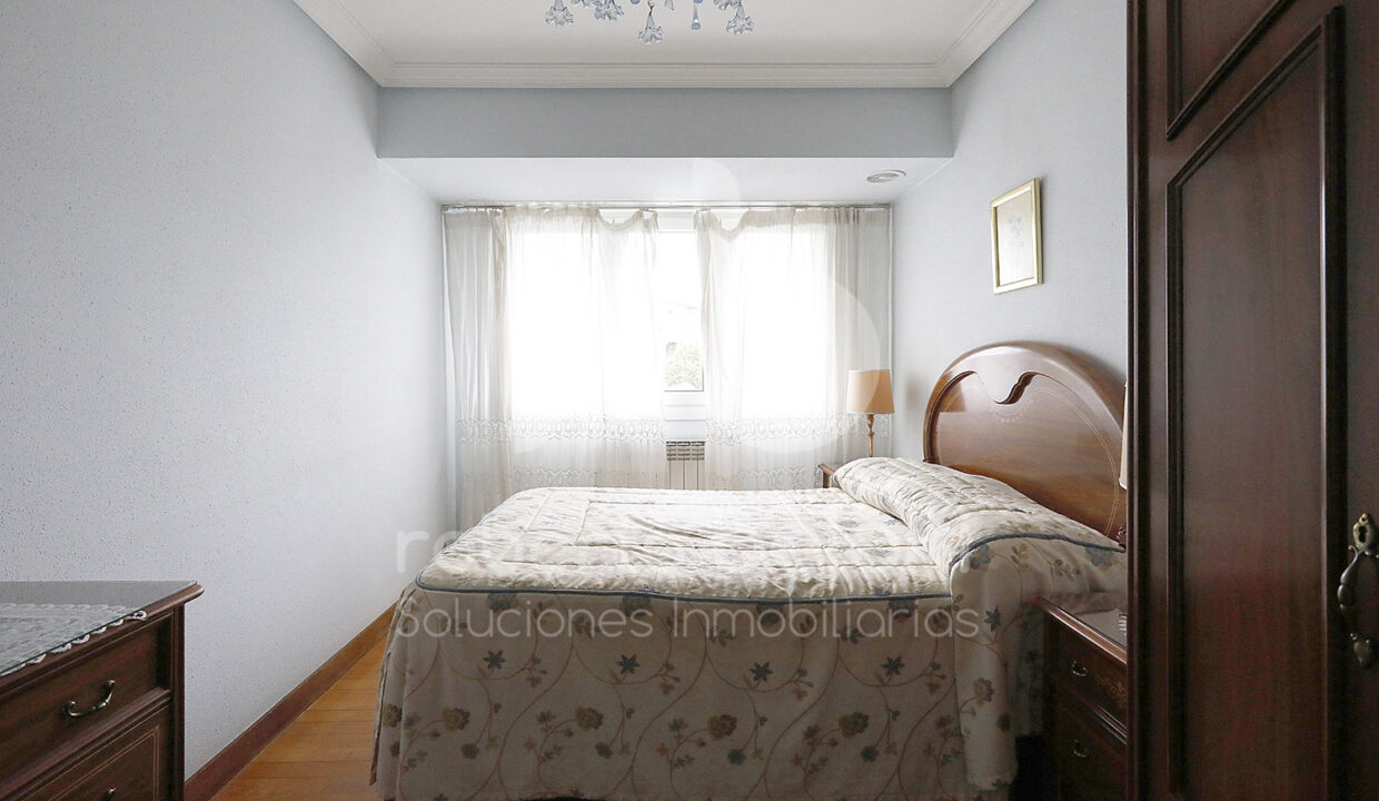 Roberto-Beloki-P2057-32-M