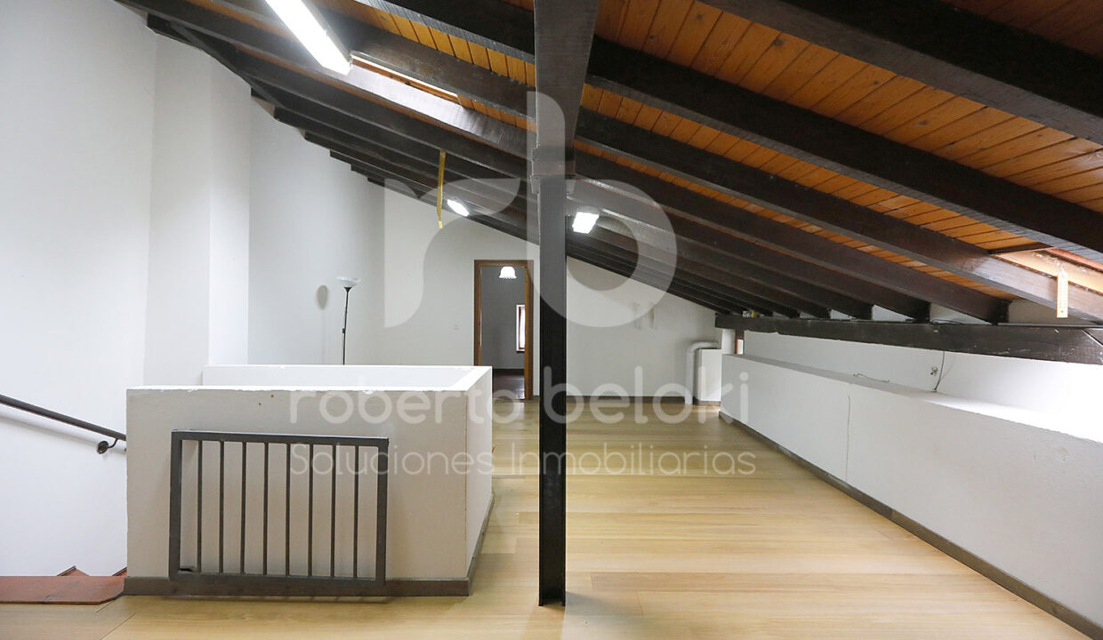 MP2011-23-M