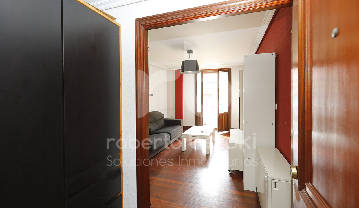 P2063-2-M