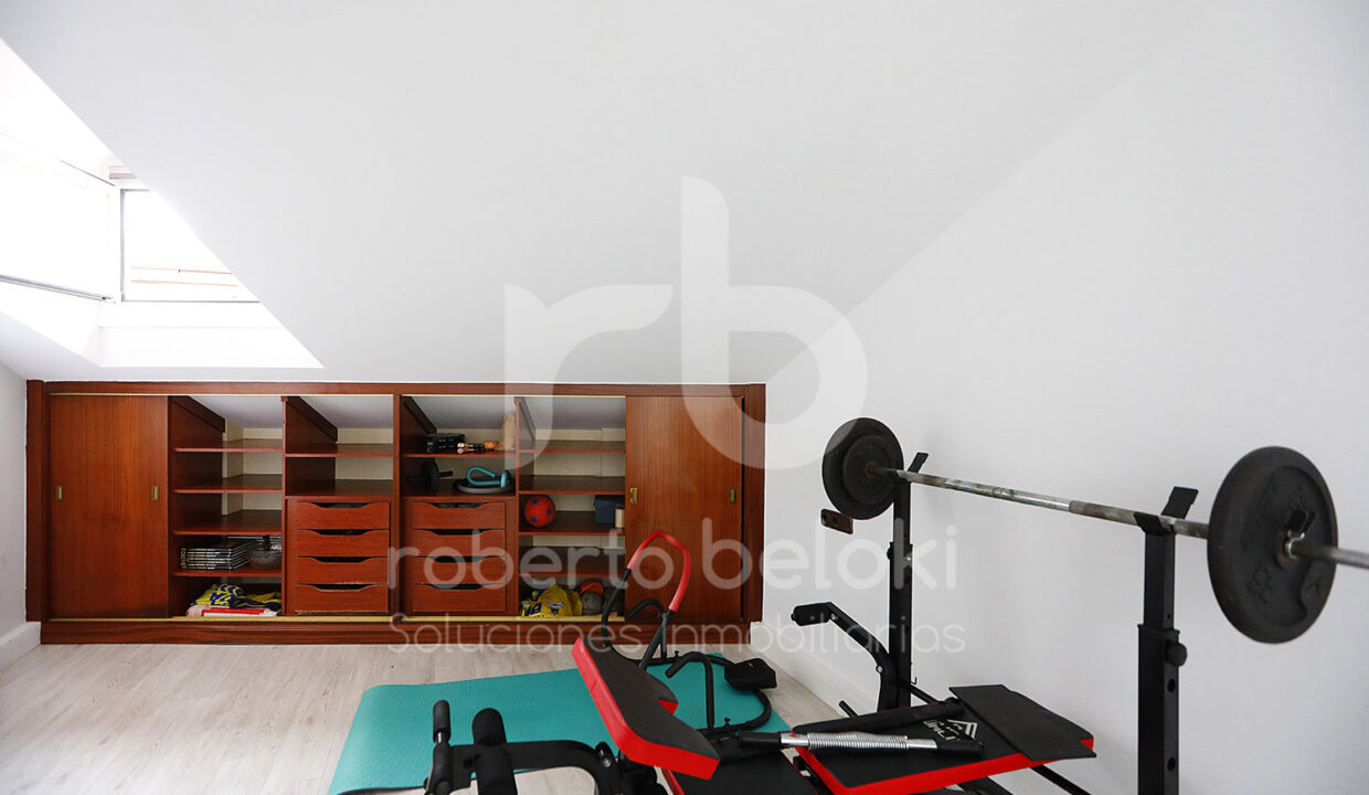 Roberto-Beloki-MP2012-27-M
