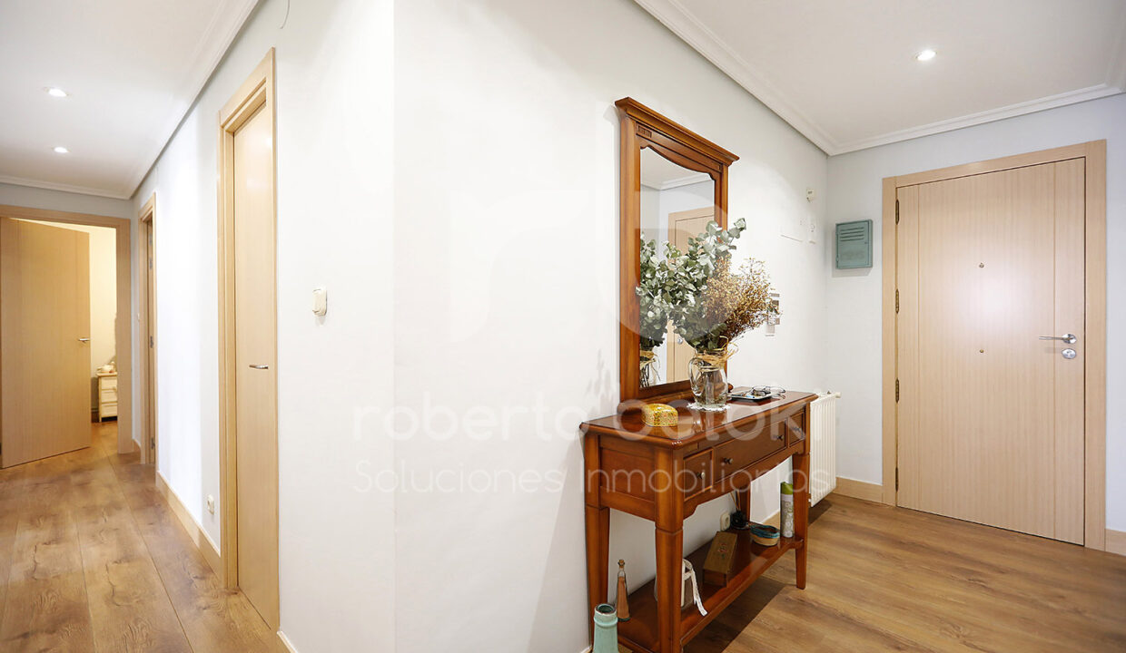 Roberto-Beloki-P2059-3-M