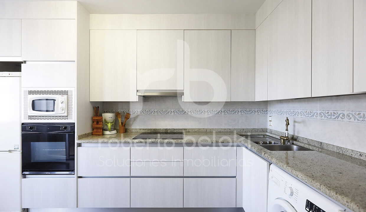 Roberto-Beloki-P2060-16-M