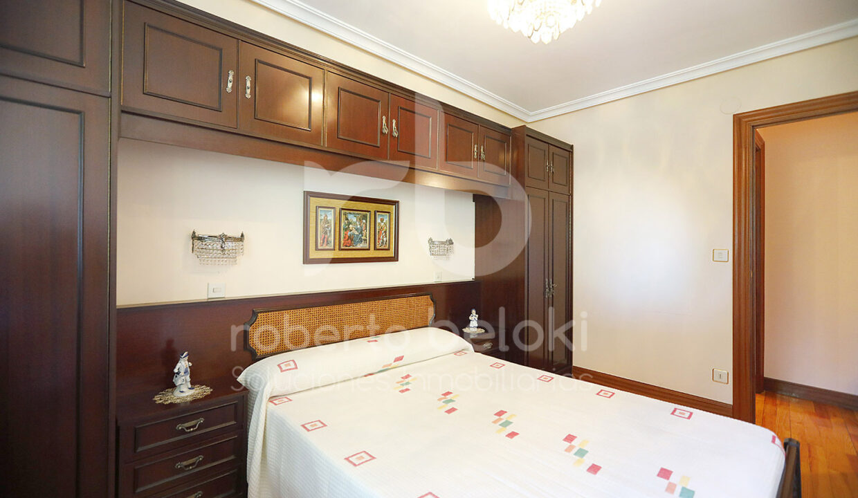 Roberto-Beloki-P2060-21-M
