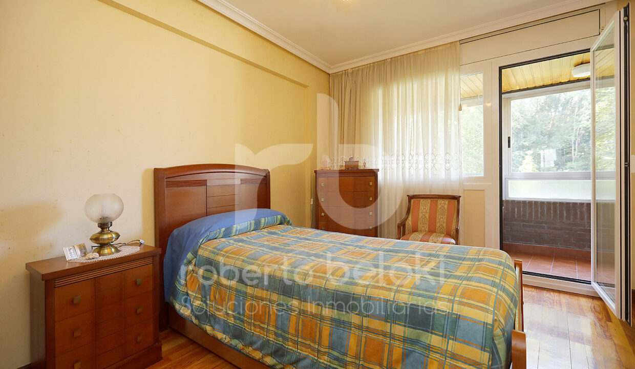 Roberto-Beloki-P2060-27-M