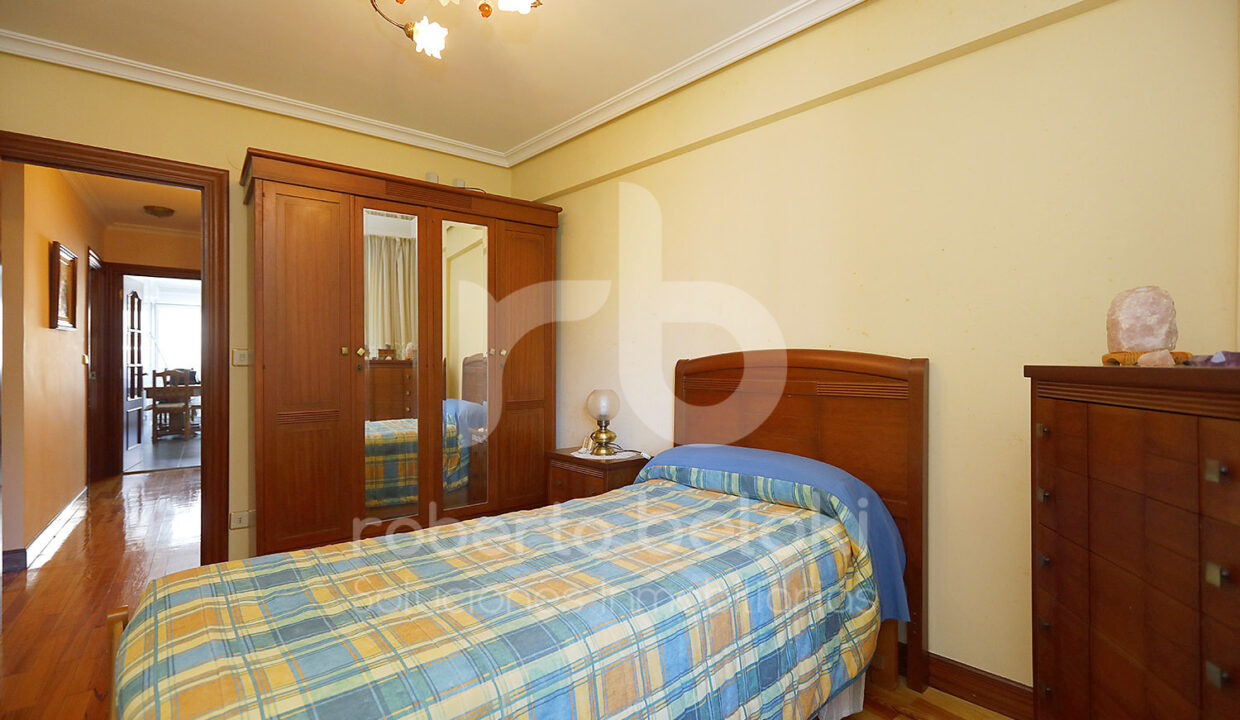 Roberto-Beloki-P2060-28-M