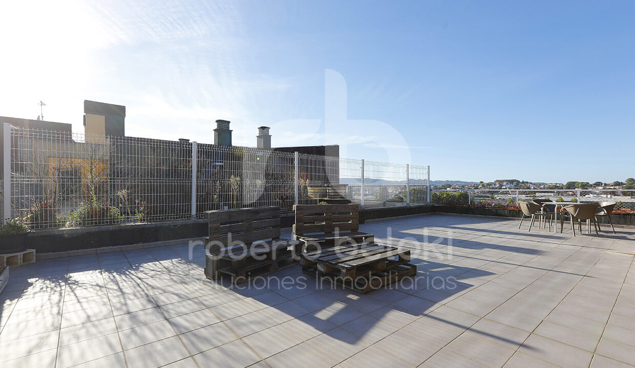 Roberto-Beloki-P2061-33-M