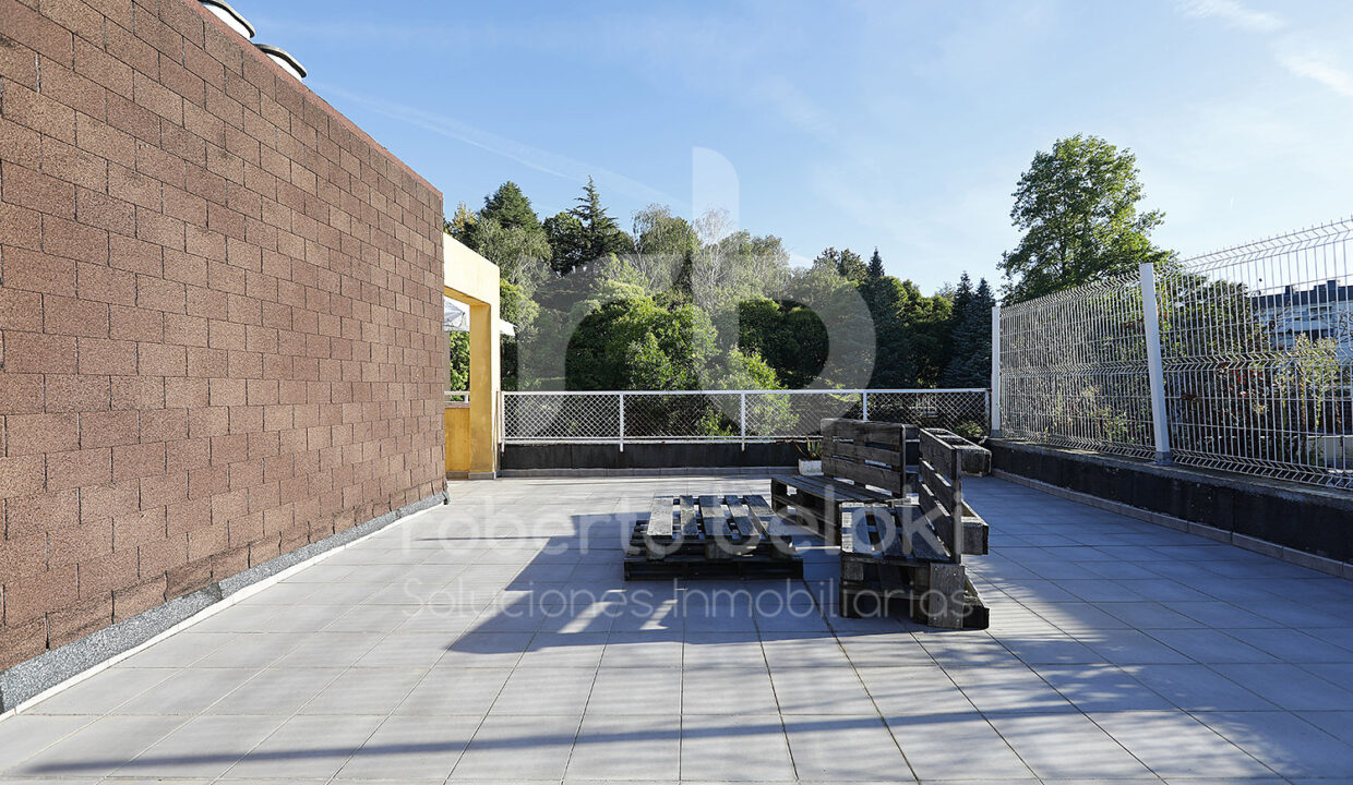 Roberto-Beloki-P2061-44-M