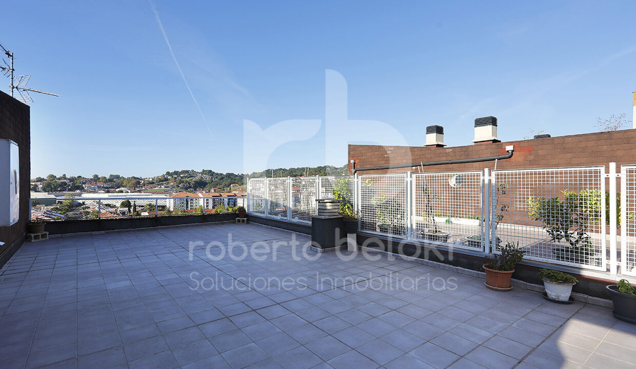 Roberto-Beloki-P2061-45-M